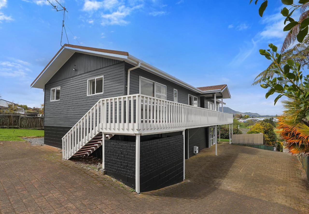 Woodward House Taupo Villa Exterior photo